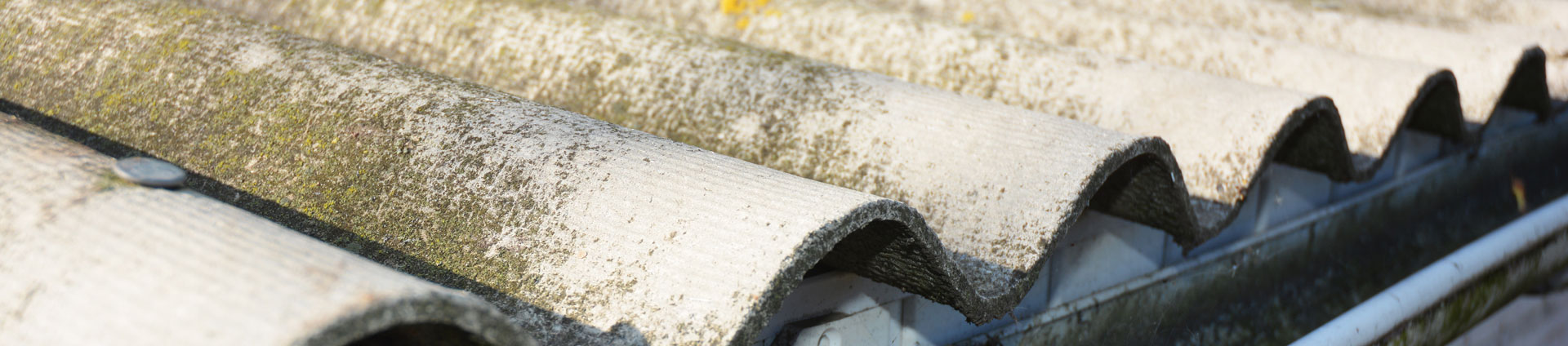 एस्बेस्टस छत की हेडर छवि